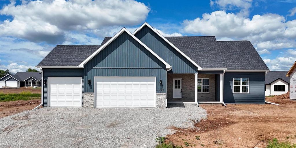 8329 MARLO AVENUE, Neenah, WI 54956