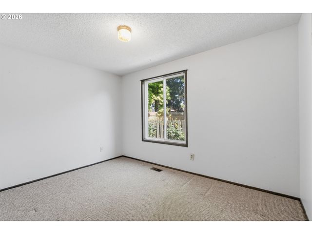 4362 Se MADRONA Way, Albany, OR 97322