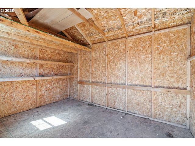 4362 Se MADRONA Way, Albany, OR 97322