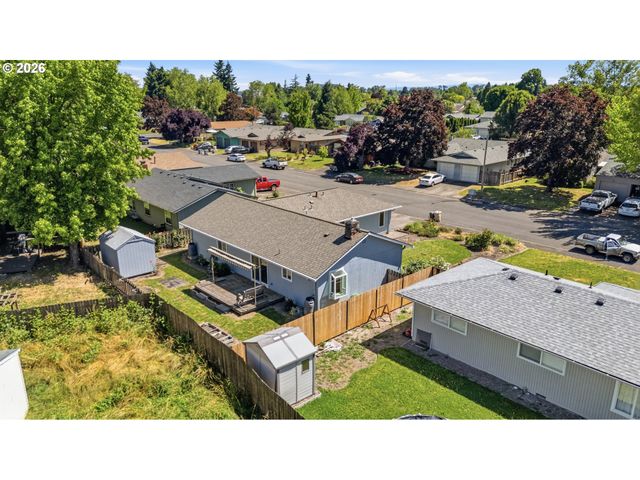 4362 Se MADRONA Way, Albany, OR 97322