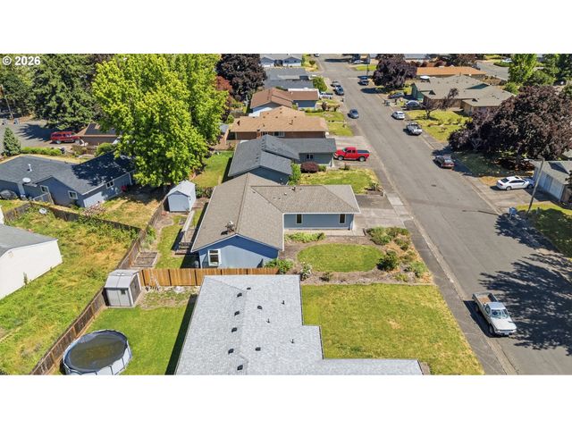 4362 Se MADRONA Way, Albany, OR 97322