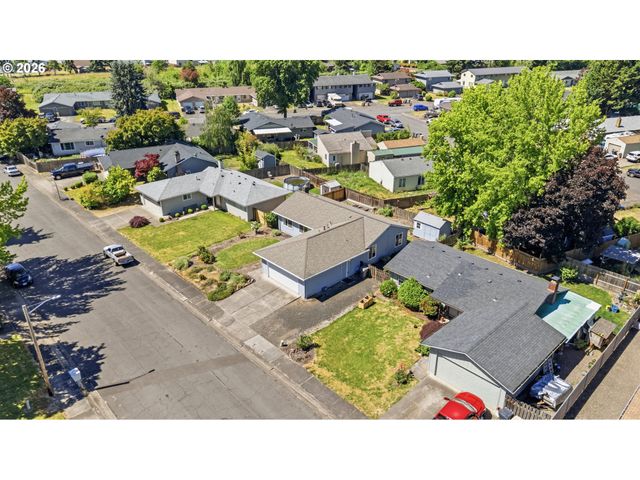 4362 Se MADRONA Way, Albany, OR 97322
