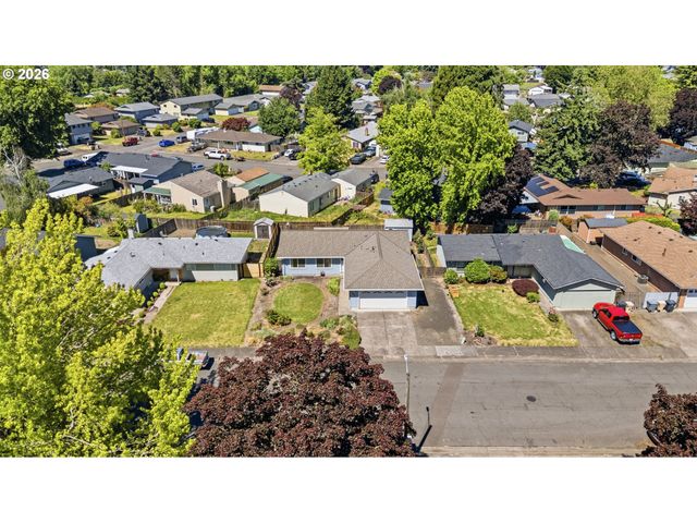 4362 Se MADRONA Way, Albany, OR 97322