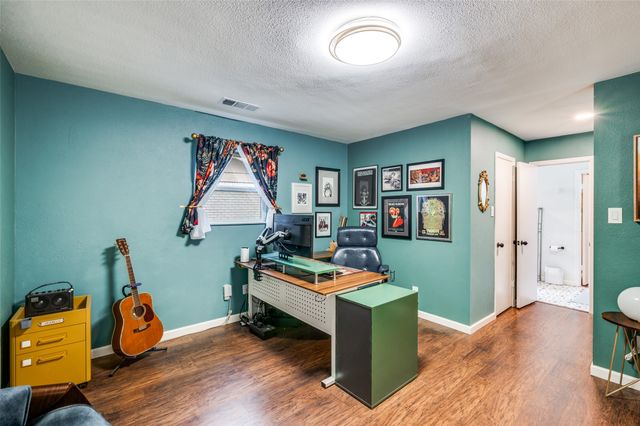 1318 E Windsor Drive, Denton, TX 76209