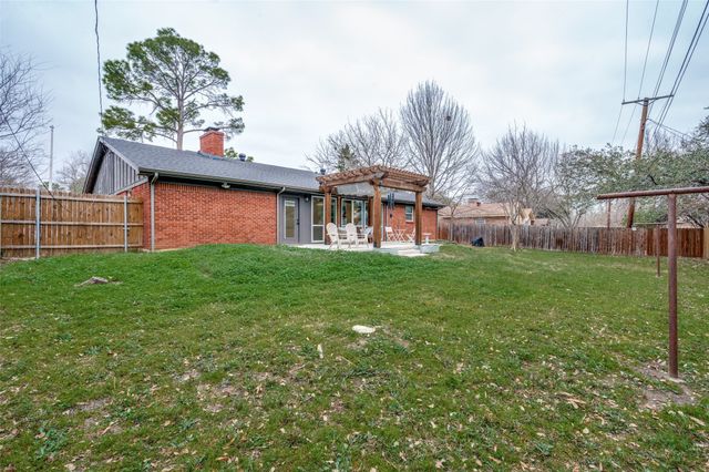 1318 E Windsor Drive, Denton, TX 76209