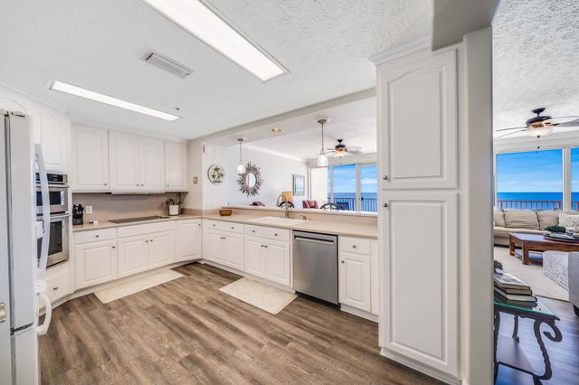 7115 Thomas Drive UNIT 1204, Panama City Beach, FL 32408