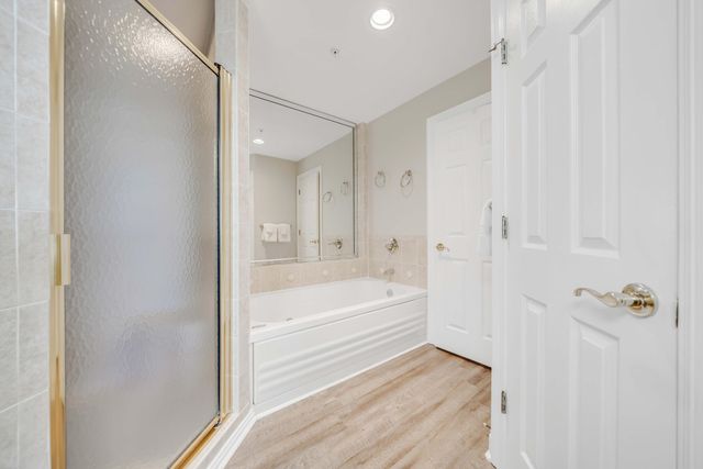 7115 Thomas Drive UNIT 1204, Panama City Beach, FL 32408