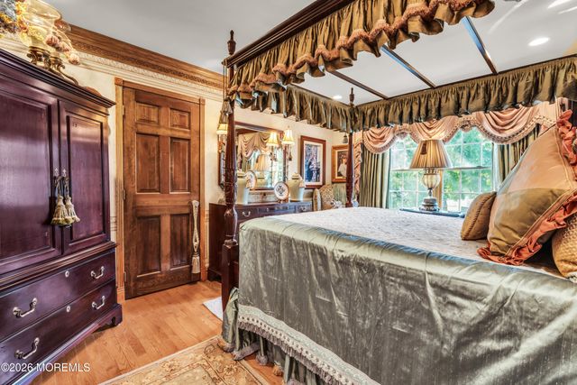 523 Pheasant Lane, Toms River, NJ 08753