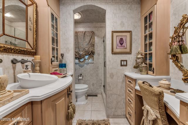 523 Pheasant Lane, Toms River, NJ 08753