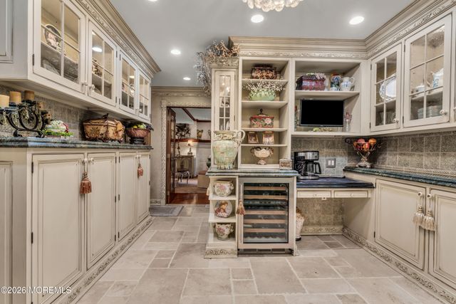 523 Pheasant Lane, Toms River, NJ 08753