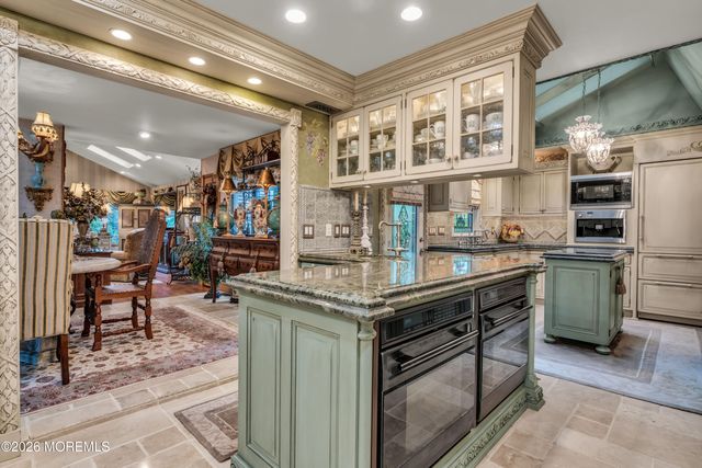 523 Pheasant Lane, Toms River, NJ 08753
