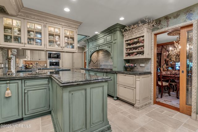 523 Pheasant Lane, Toms River, NJ 08753