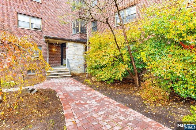 3021 Edwin Avenue 5J, Fort Lee, NJ 07024