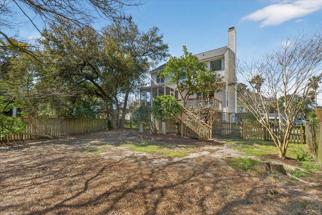 1415 Black River Drive, Mount Pleasant, SC 29466