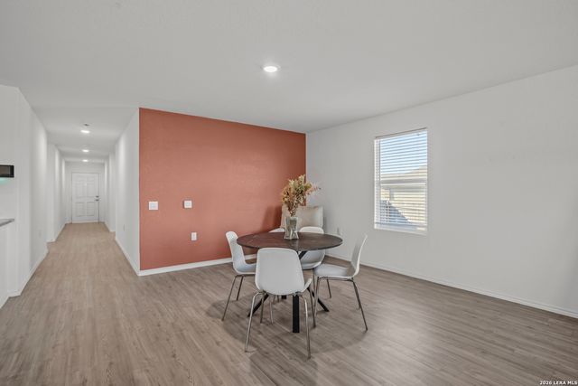 575 Lew, San Antonio, TX 78221