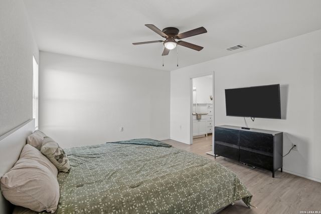 575 Lew, San Antonio, TX 78221