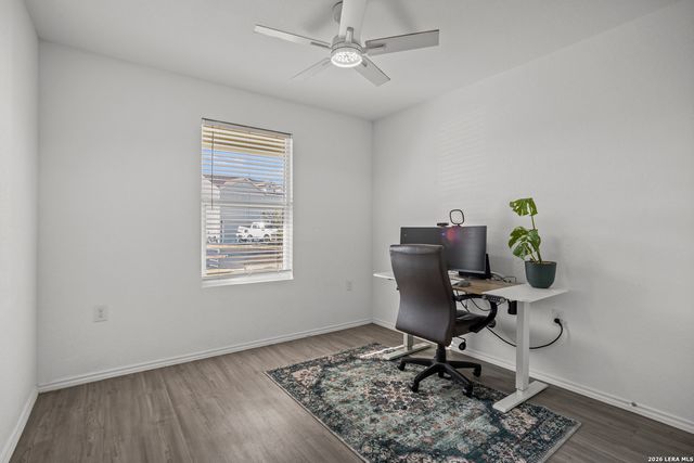 575 Lew, San Antonio, TX 78221