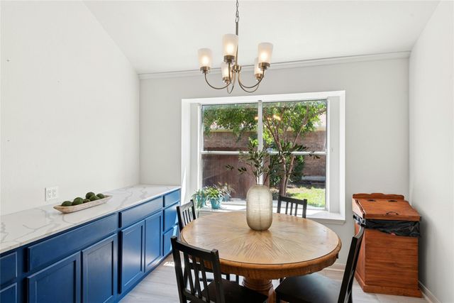 638 Columbine Ave, Cedar Park, TX 78613