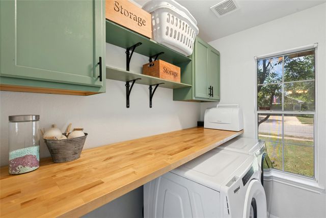 638 Columbine Ave, Cedar Park, TX 78613