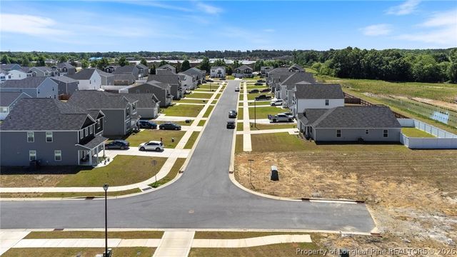 195 Bracknell Lane, Raeford, NC 28376