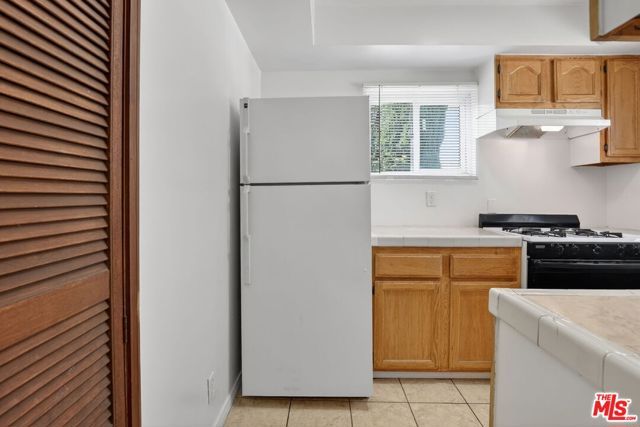14721 Sylvan Street 4, Van Nuys (los Angeles), CA 91411