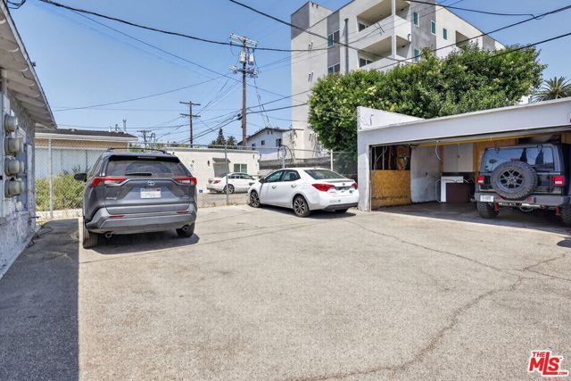 14721 Sylvan Street 4, Van Nuys (los Angeles), CA 91411