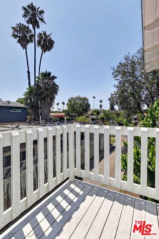 14721 Sylvan Street 4, Van Nuys (los Angeles), CA 91411