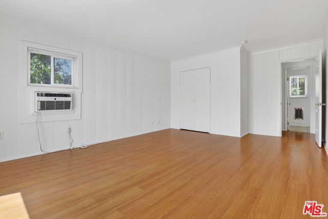 14721 Sylvan Street 4, Van Nuys (los Angeles), CA 91411