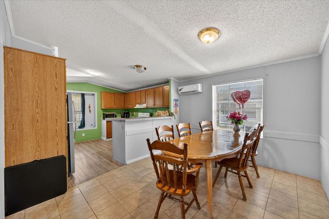 2301 W 13th Avenue, Corsicana, TX 75110