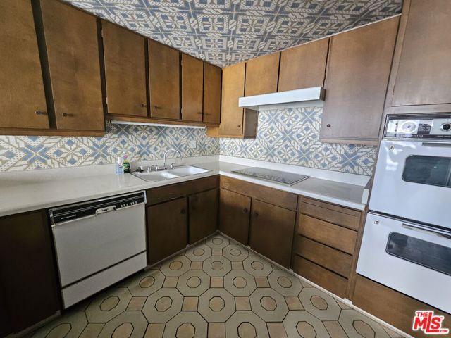 2170 E Century Parkway 1002, Los Angeles, CA 90067