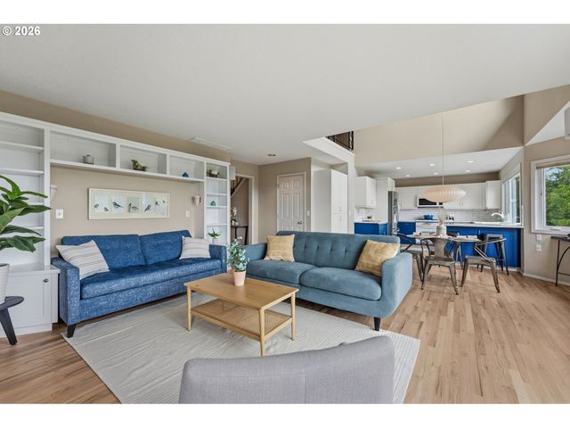 99 GARIBALDI St, Lake Oswego, OR 97035