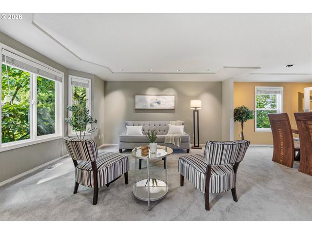 99 GARIBALDI St, Lake Oswego, OR 97035