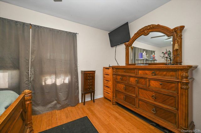 6448 58th Road, Maspeth, NY 11378