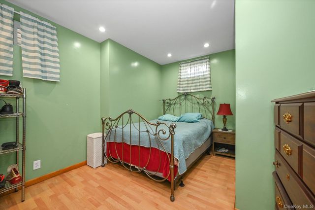 6448 58th Road, Maspeth, NY 11378