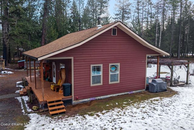 870 & 842 Samuels Rd, Sandpoint, ID 83864