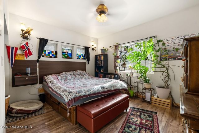 870 & 842 Samuels Rd, Sandpoint, ID 83864