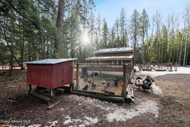 870 & 842 Samuels Rd, Sandpoint, ID 83864