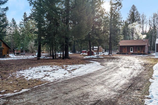 870 & 842 Samuels Rd, Sandpoint, ID 83864