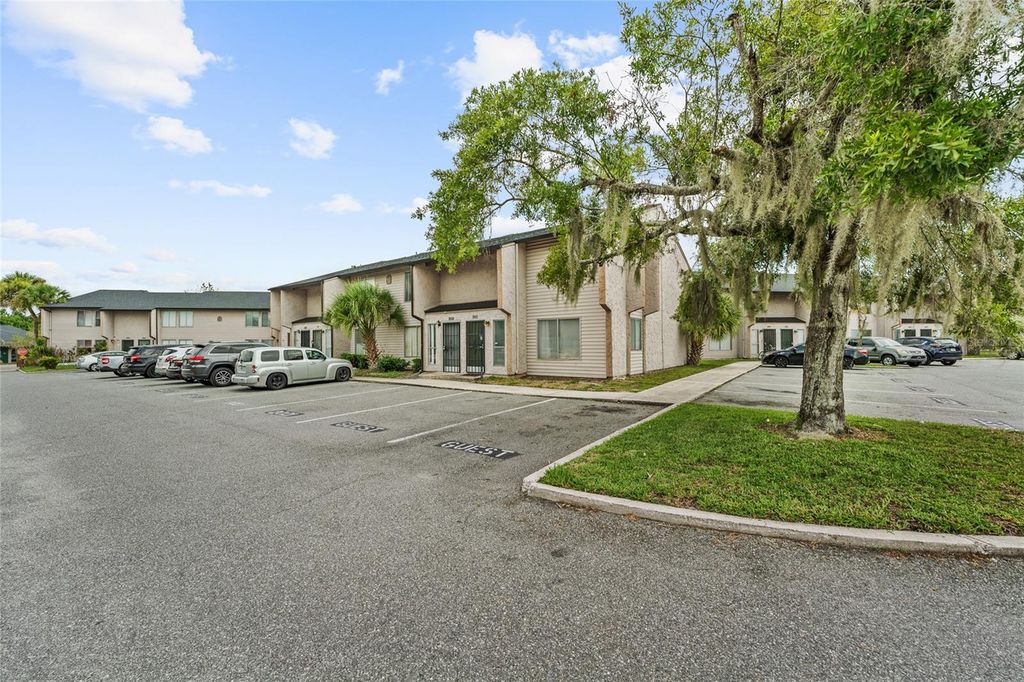 Image 22 of property listing at 2021 LUDLOW LANE 3404, Orlando, FL 32839