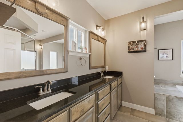 1012 Justin Drive, Springtown, TX 76082