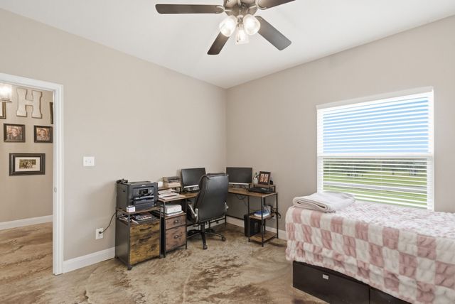 1012 Justin Drive, Springtown, TX 76082