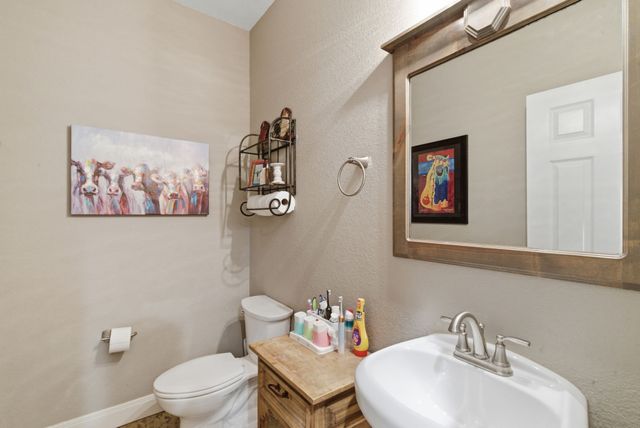 1012 Justin Drive, Springtown, TX 76082