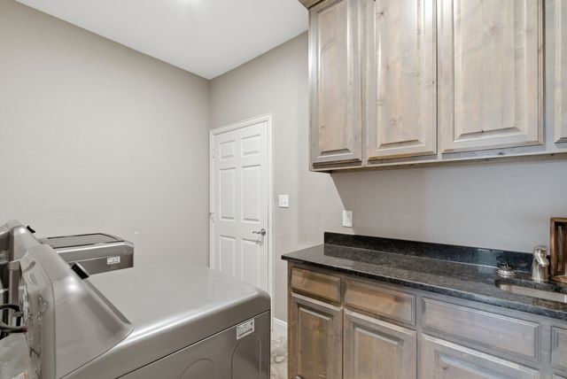 1012 Justin Drive, Springtown, TX 76082