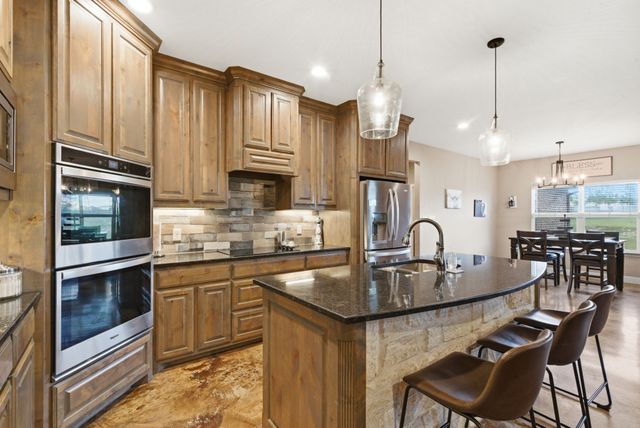 1012 Justin Drive, Springtown, TX 76082