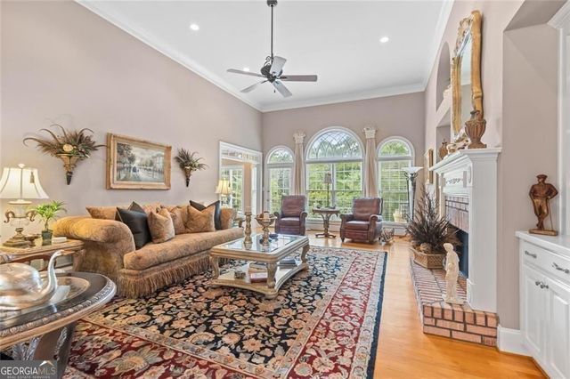 4315 Marble Arch Way, Flowery Branch, GA 30542