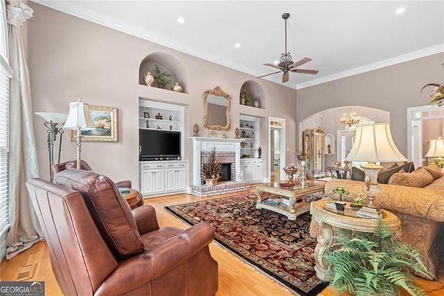 4315 Marble Arch Way, Flowery Branch, GA 30542