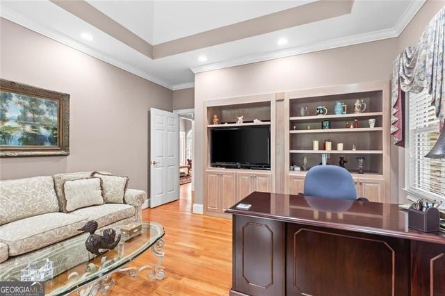 4315 Marble Arch Way, Flowery Branch, GA 30542