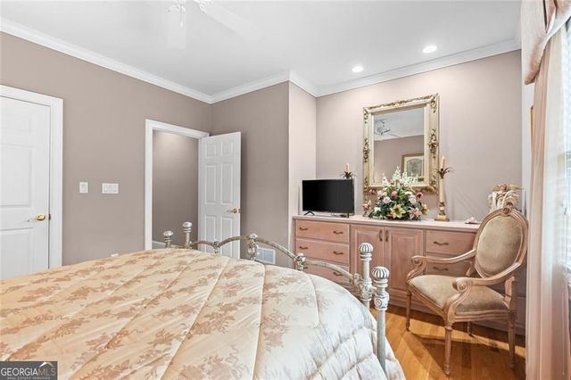 4315 Marble Arch Way, Flowery Branch, GA 30542