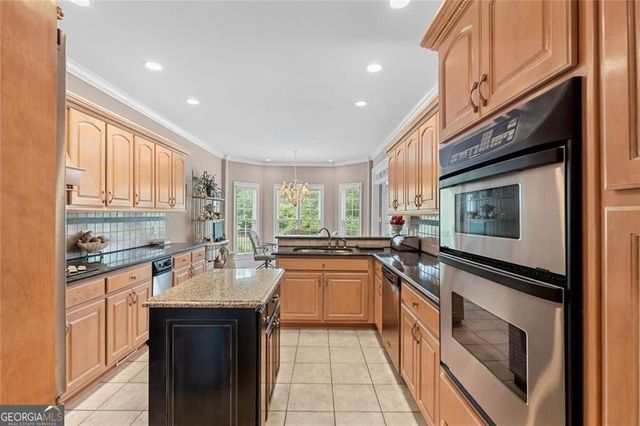 4315 Marble Arch Way, Flowery Branch, GA 30542