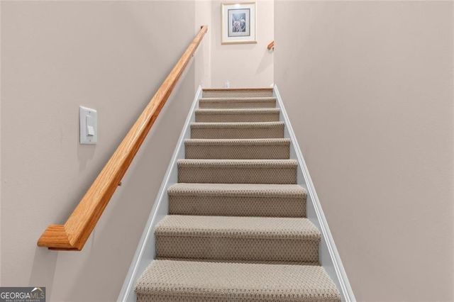 4315 Marble Arch Way, Flowery Branch, GA 30542